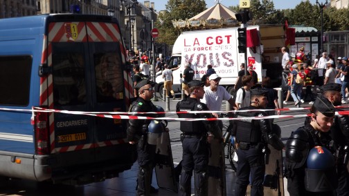 Bordeaux 18 septembre 2025 contre le nouveau gouvernement et la politique menée .